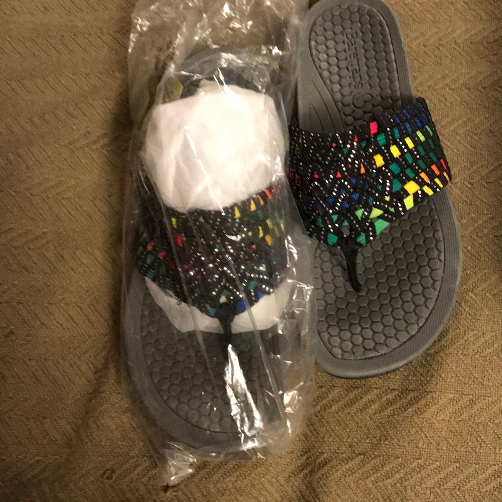 Ladies flip flops